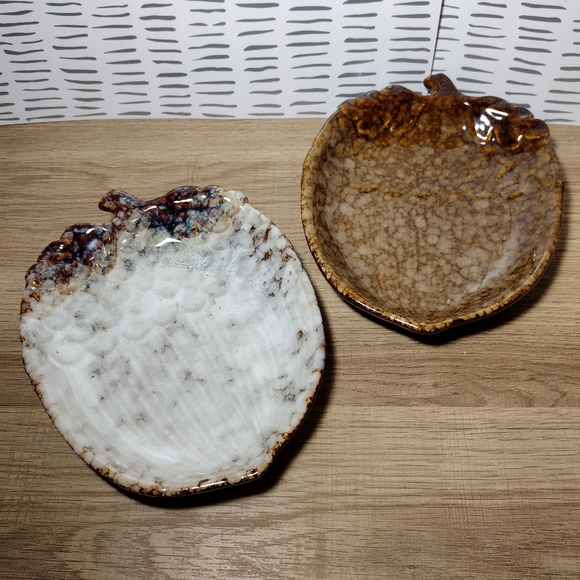 Acorn Candy/Trinket Dishes Set of 2 - Picture 2 of 10